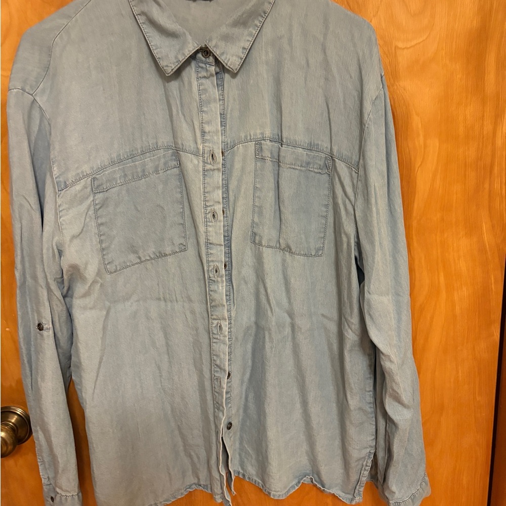 Light Blue Button-Up Shirt - Picture 3 of 5